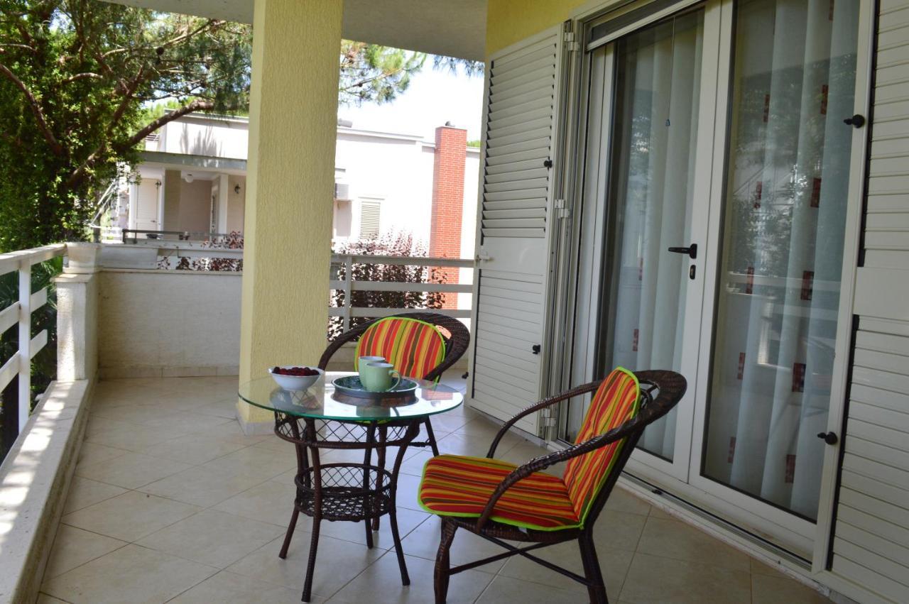 Villa A Cozy Duplex In The Lalzi Bay Durrës Exterior foto
